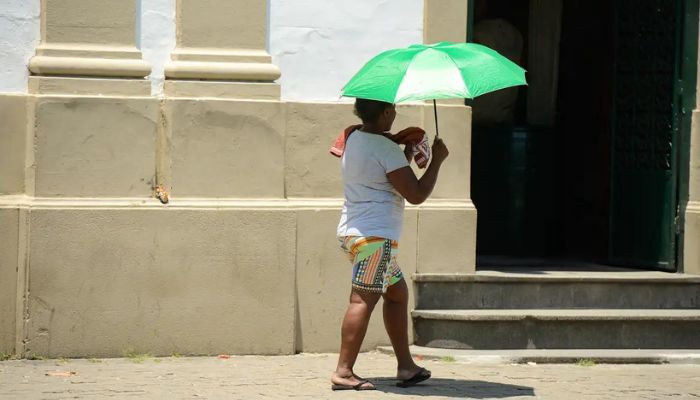 Onda de calor atinge grande parte do país nesta terça-feira